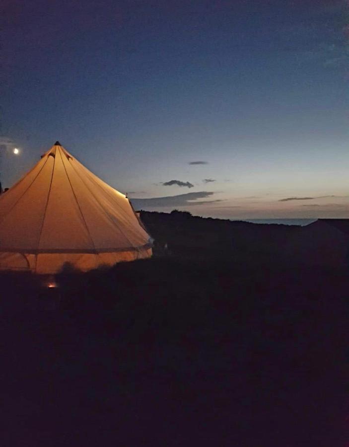 Coastal Stay Bell Tent Porthgain Εξωτερικό φωτογραφία